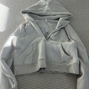 Lululemon scuba hoodie size XS/S in bone